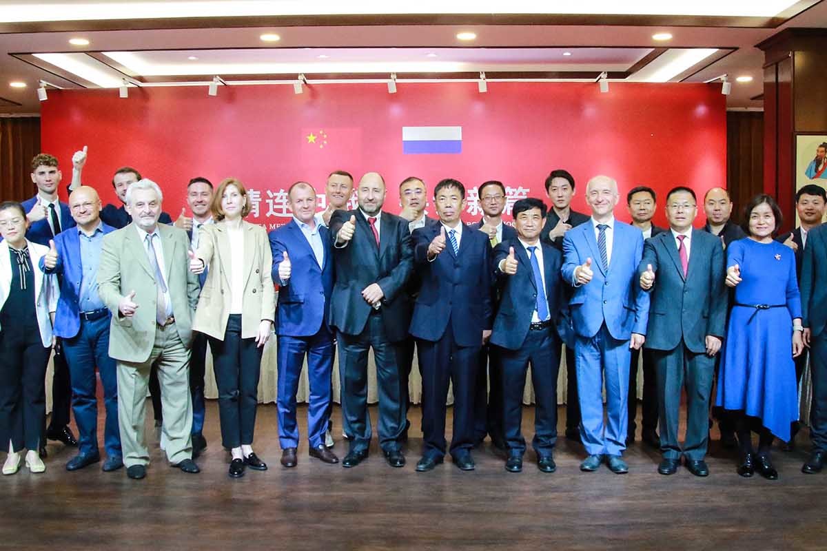 向中国留学申请人介绍圣理工教育项目