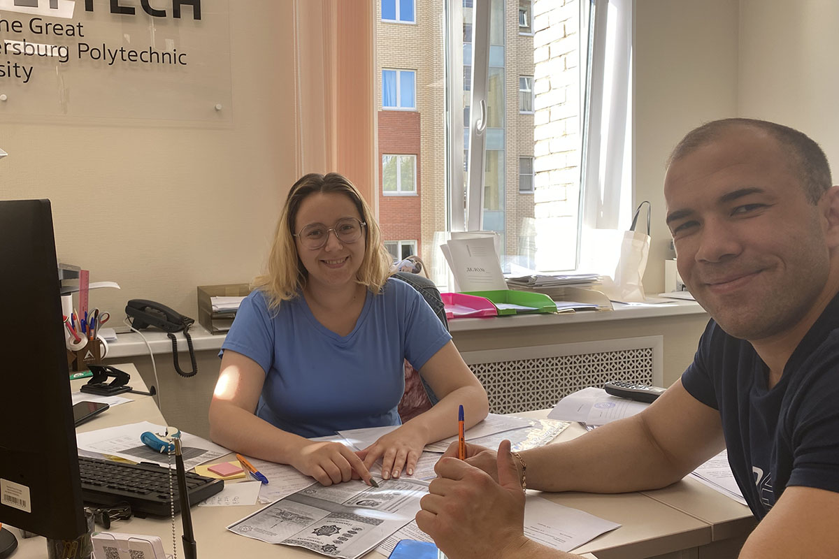 国际学生申请入学