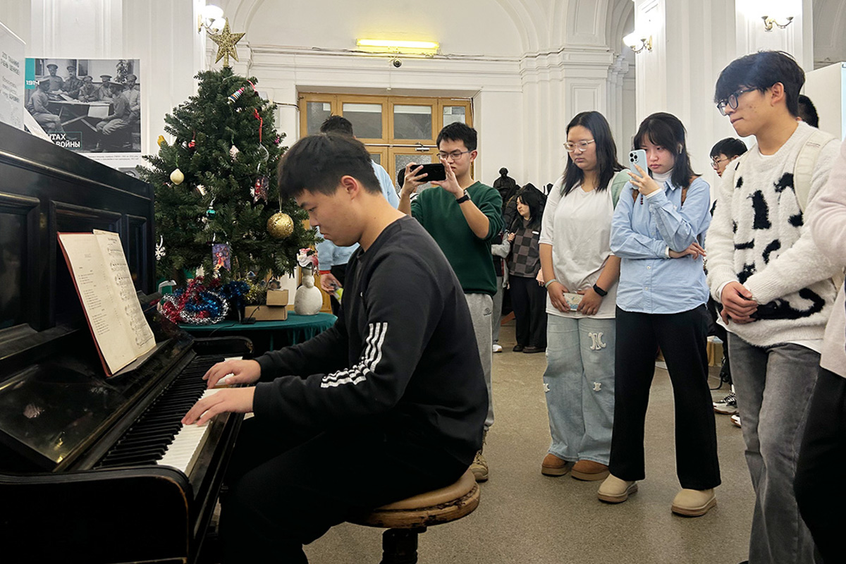 参观理工大学历史博物馆