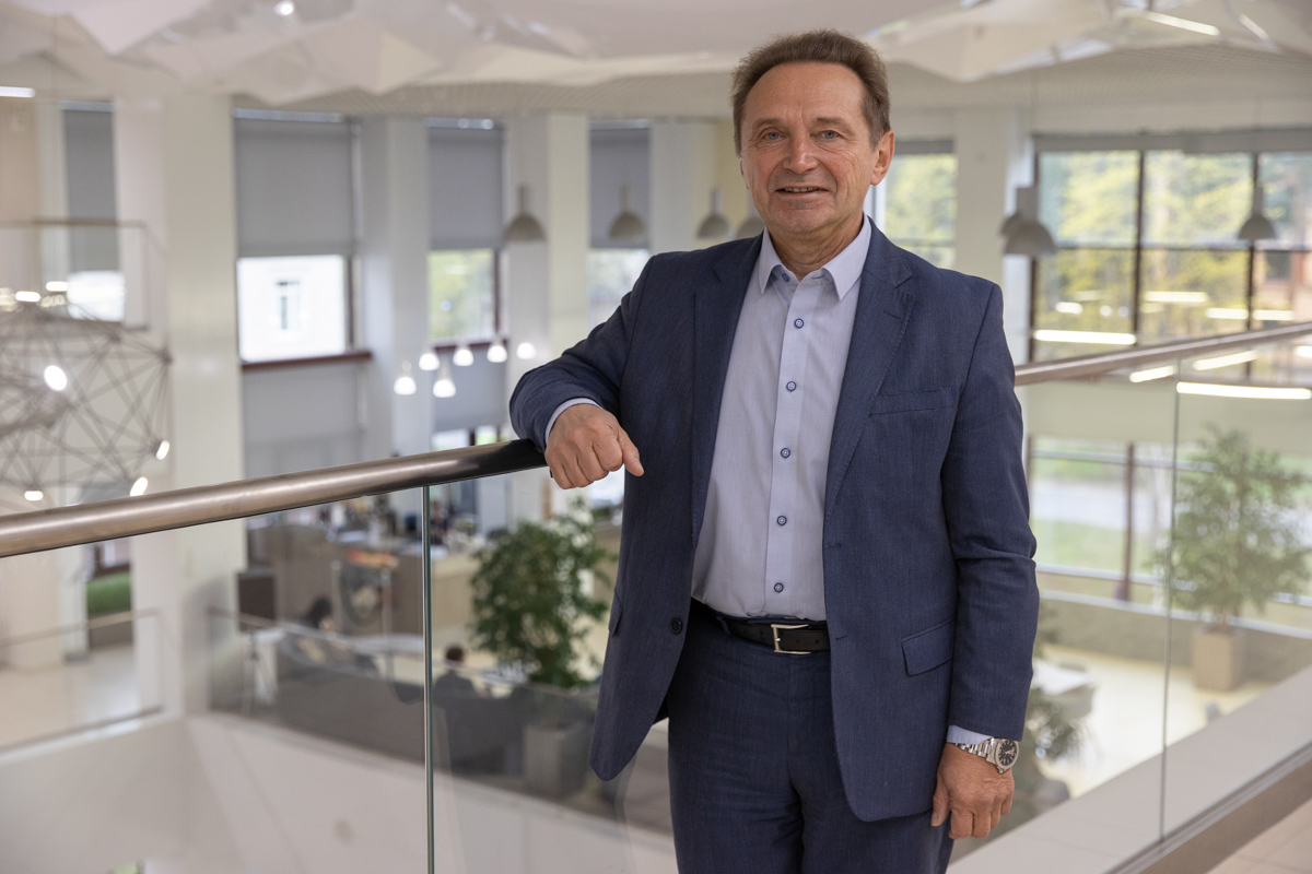 弗拉基米尔·伊万诺夫