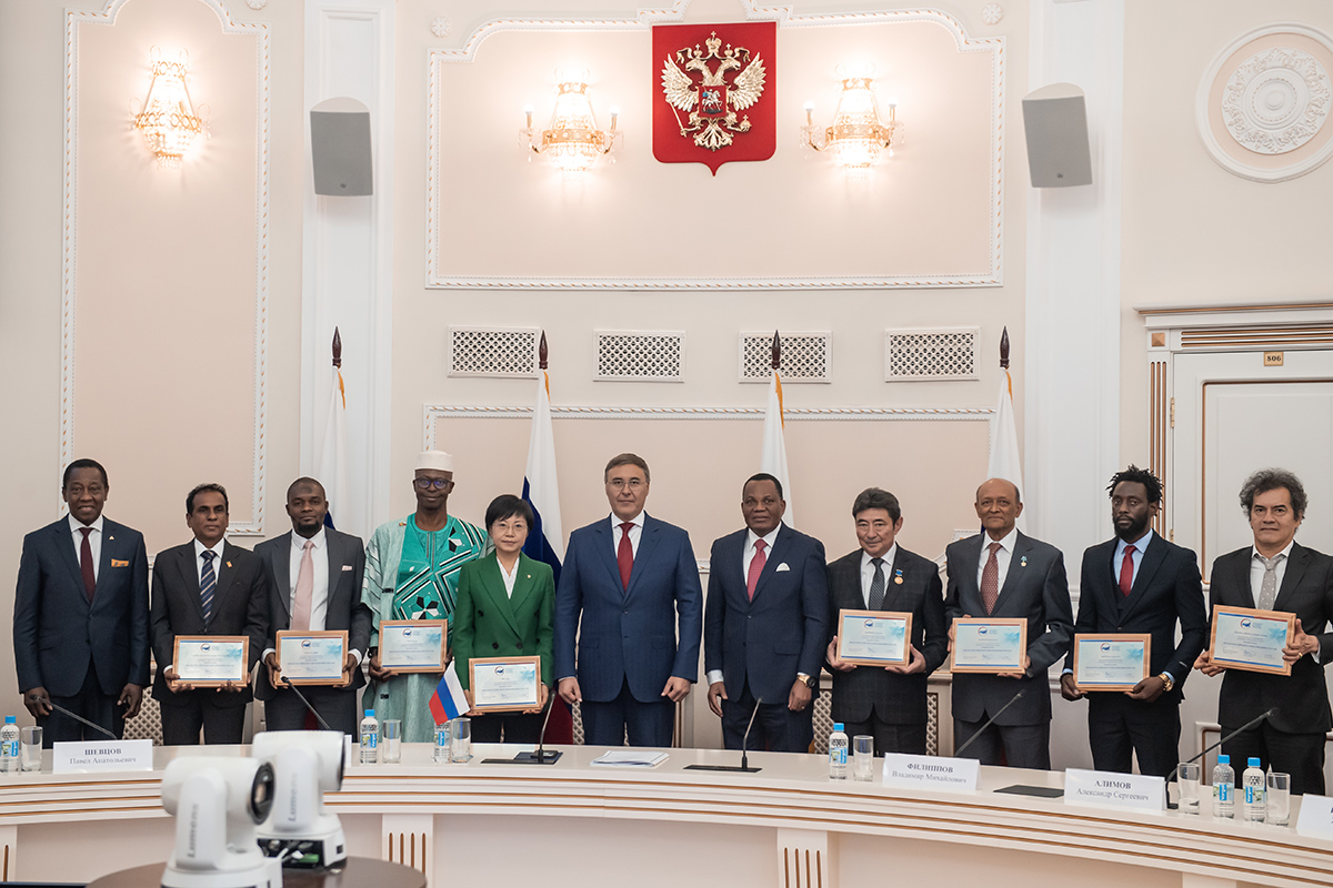 圣理工大学是该联盟的创始成员之一，也是最活跃的参与者之一
