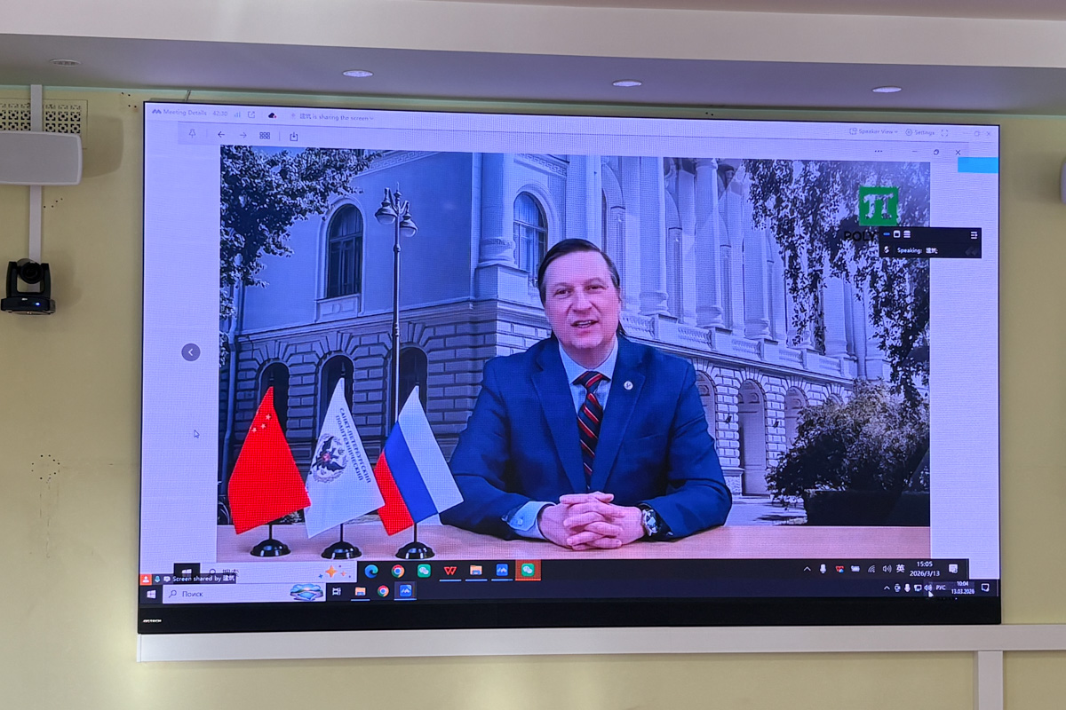 德米特里·阿尔谢尼耶夫