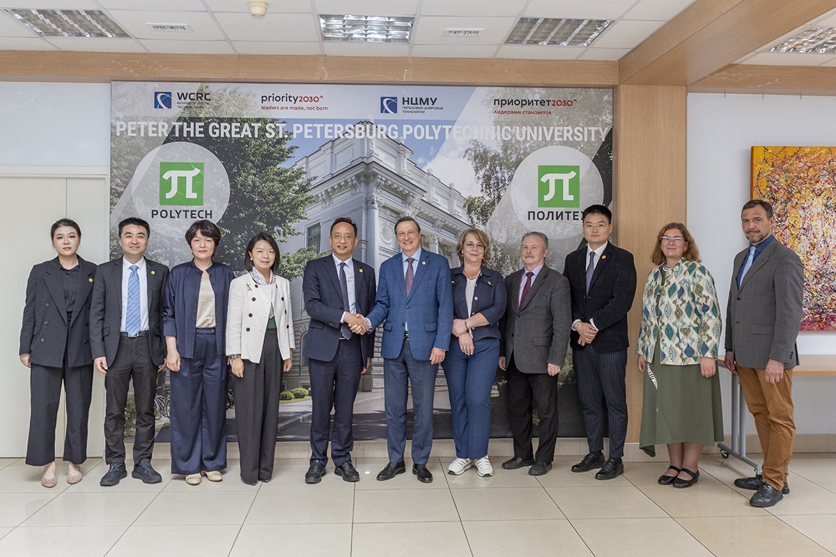 理工大学接待了浙江大学代表团