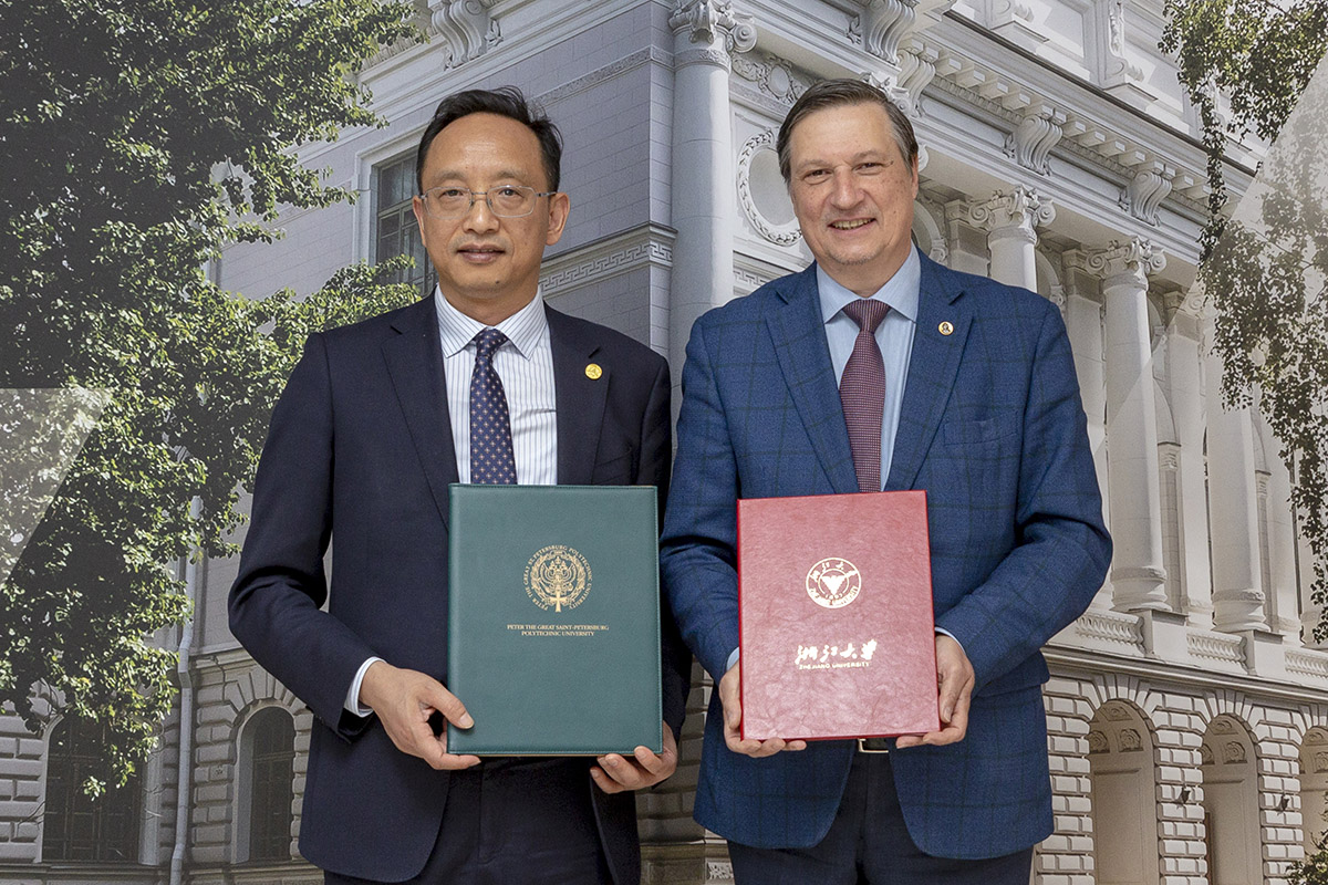 签署2026–2031年战略合作伙伴协议 