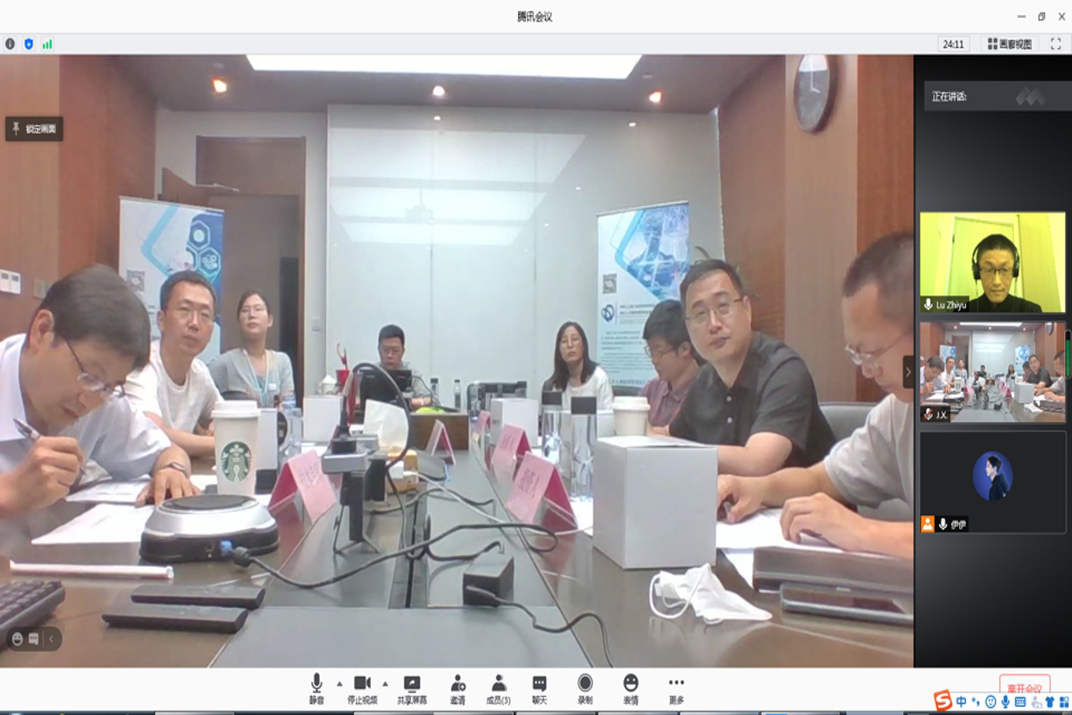 圣理工参加上海自由贸易区发展国际论坛
