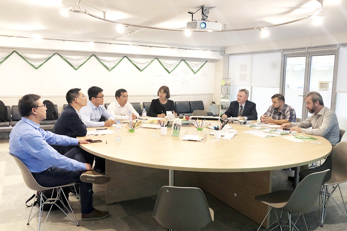 圣理工与中国高校专家讨论了提高联合创新活动效率的方法 
