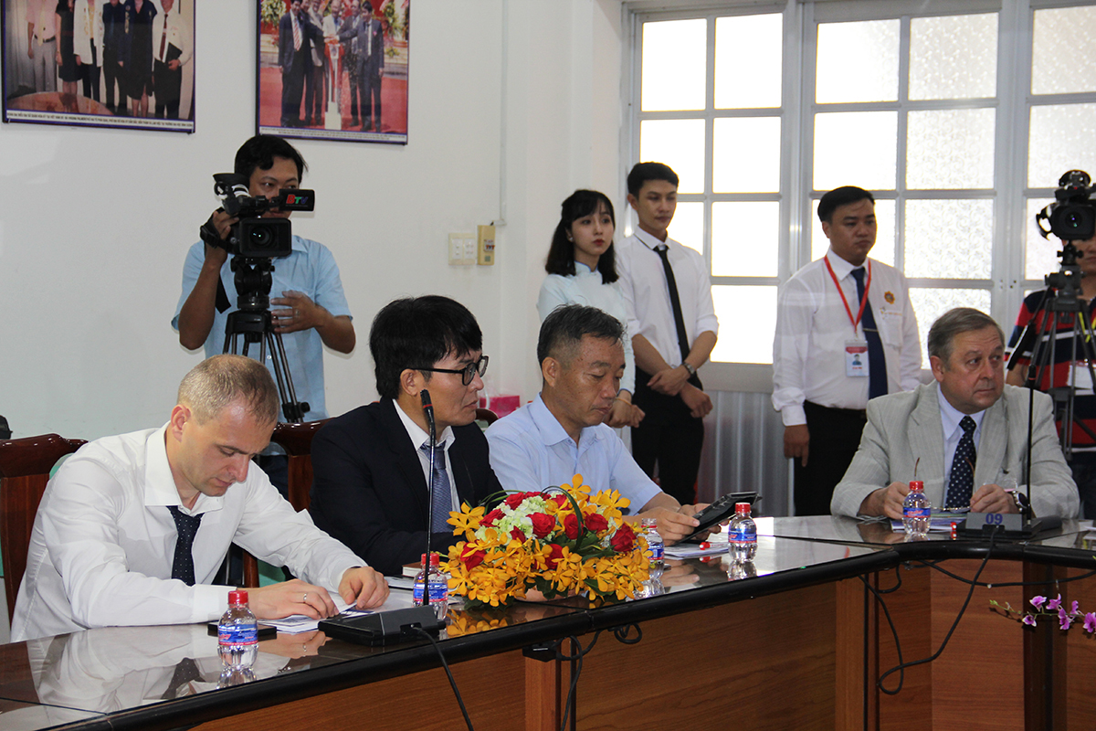 越南平阳大学举办“俄罗斯文化与科学节”系列活动