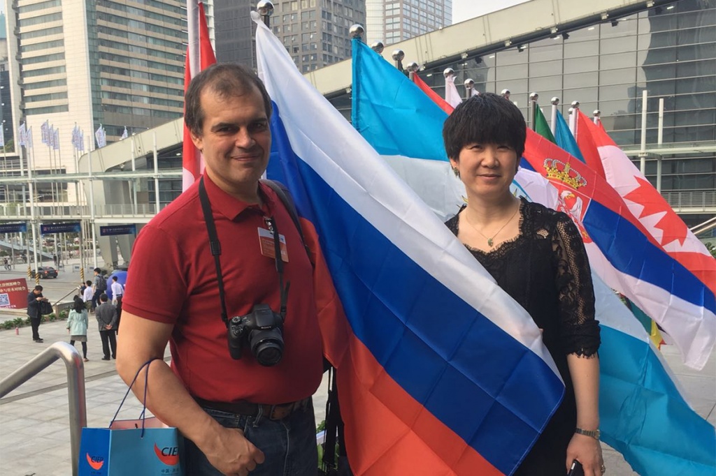 俄罗斯应用数学专家到中国进行项目谈判和访学交流