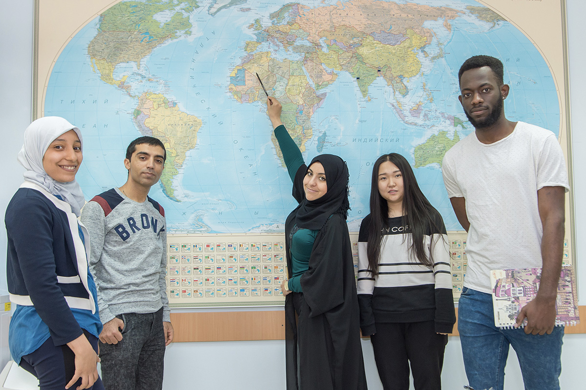 外国公民申请本科的入学手续