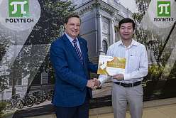 理工大学为国际博士生竞赛获奖者颁奖